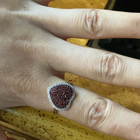 Natural Red Garnet Sterling Silver Heart Ring Size 9 - Picture 3 of 8